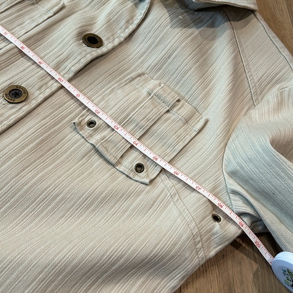 Kenzie trench coat with grommit details - Picture 9 of 10